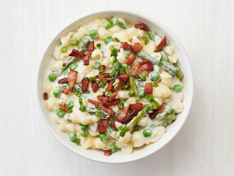 Mac and Cheese with Asparagus and Peas