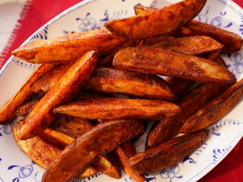 Paprika Fries with Dill Mayo