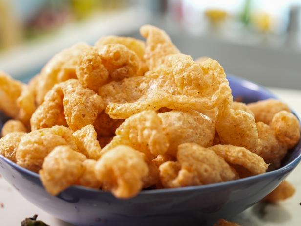 The Kitchen hosts try spicy snacks in a new segment of Amazing Graze, as seen on The Kitchen, season 28.