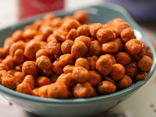 The Kitchen hosts try spicy snacks in a new segment of Amazing Graze, as seen on The Kitchen, season 28.