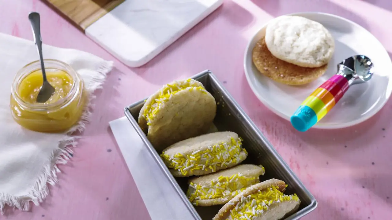 Lemon Ice Cream Sandwiches