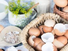 Hold onto those eggshells. You don’t have to waste money on expensive fertilizers with these effective homemade solutions.