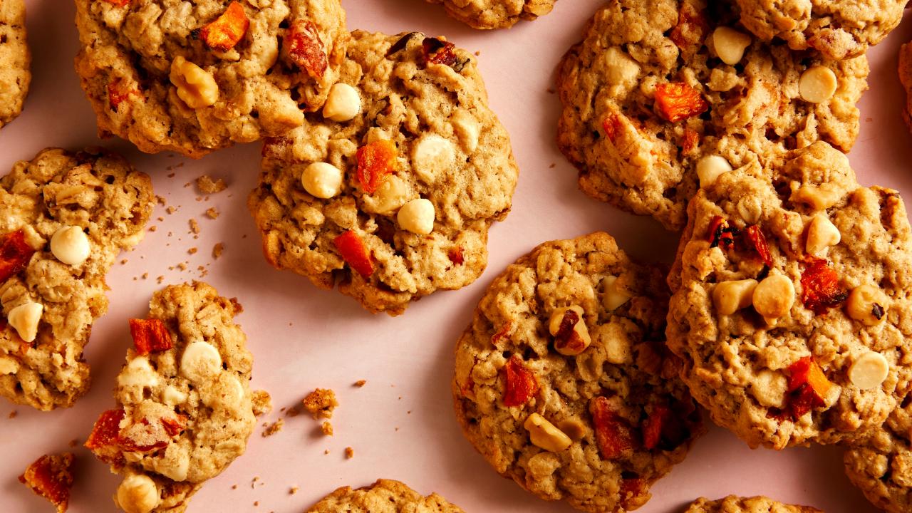 Peaches and Oatmeal Cookies