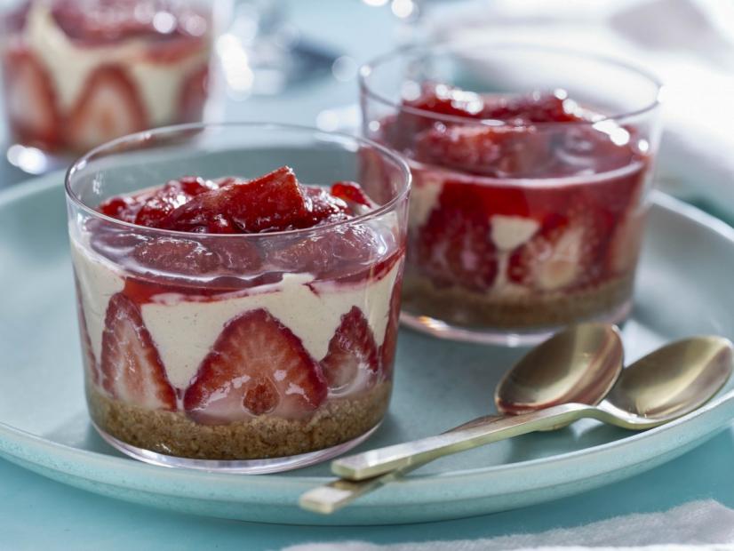 Mary Berg's PB  and Strawberry Mousse, as seen on Mary Makes it Easy s3