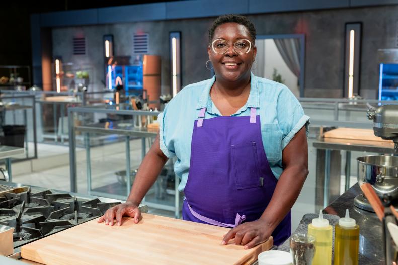 Contestant Airis Johnson, portrait, as seen on 24 in 24: Last Chef Standing, Season 1.