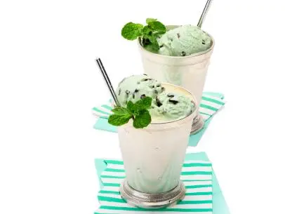 “Name This Recipe!” Float.