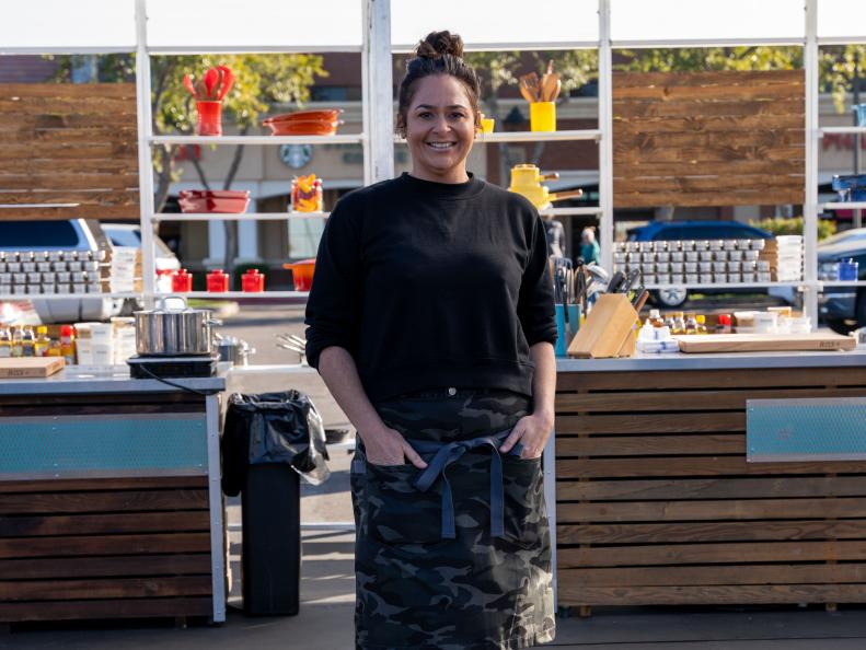 Contestant Antonia Lofaso as seen on Supermarket Stakeout Season 6, Episode 1.
