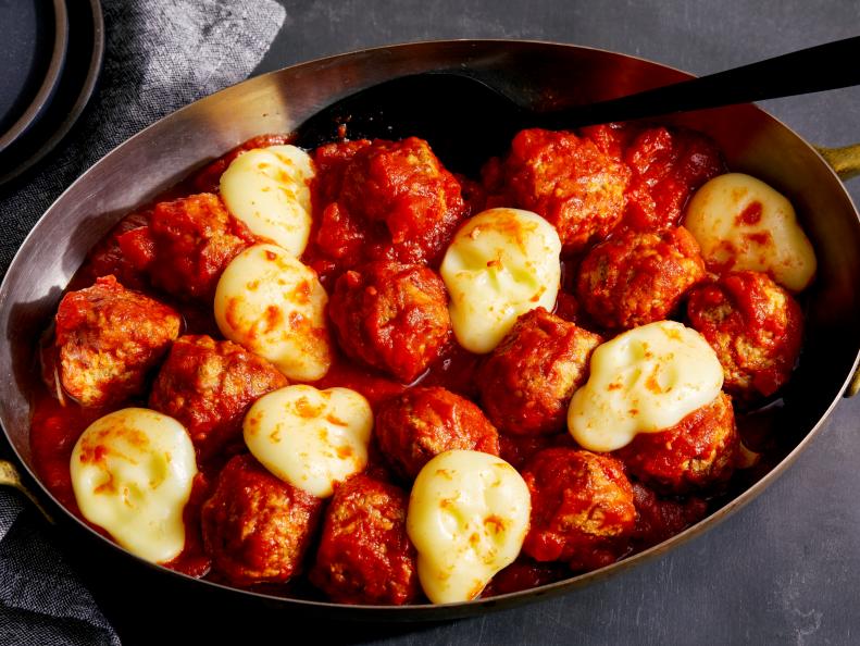 Cheesy Skulls with Meatballs