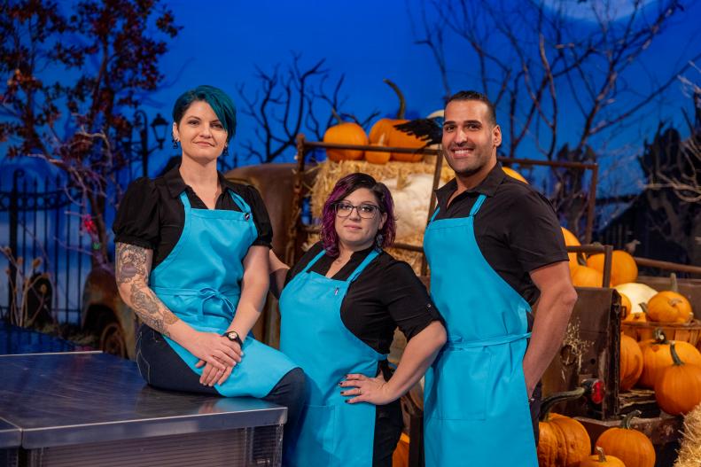 Kristina Patenaude, Jonathan Elias and Jamie Louks of Shriek Squad as seen on round 1, "Classic Halloween Horrors" challenge on Halloween Wars, Season 14.