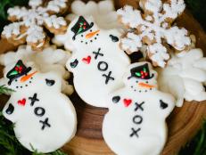 Whether you're not up for making big batches or need a gift to ship, these Christmas cookies are the perfect solution.