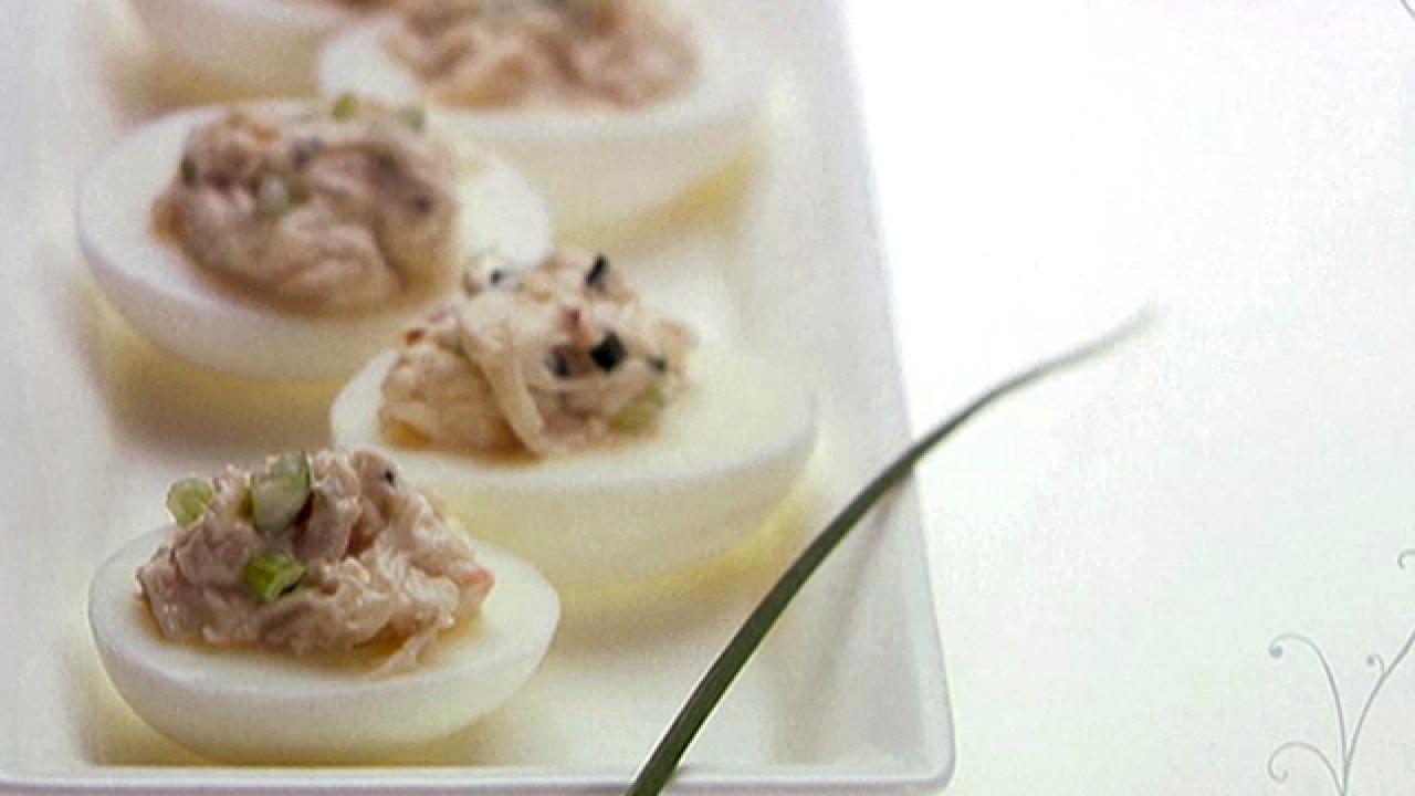 Deviled Eggs With Crab