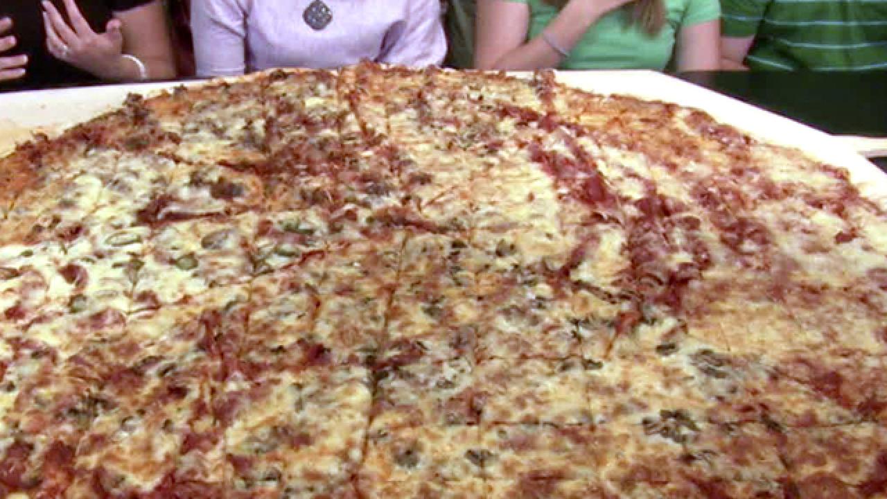 Randy's Four-Foot Pizza