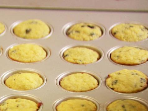 Blueberry Corn Muffins to Go