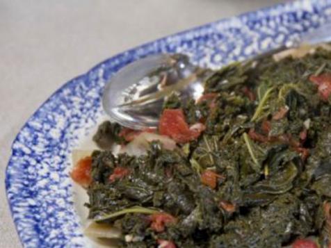 Braised Kale and Tomatoes