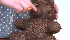 How to Make Furry Animal Cakes