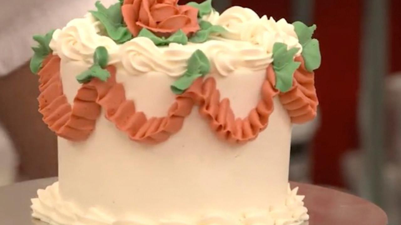 5-Minute Cake Decoration