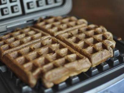 Gingerbread Waffles Recipe, Rachael Ray