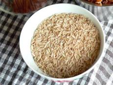 You’re probably familiar with brown rice but it doesn’t always get the love it deserves. Find out all the delicious ways you can savor this easy to cook whole grain.