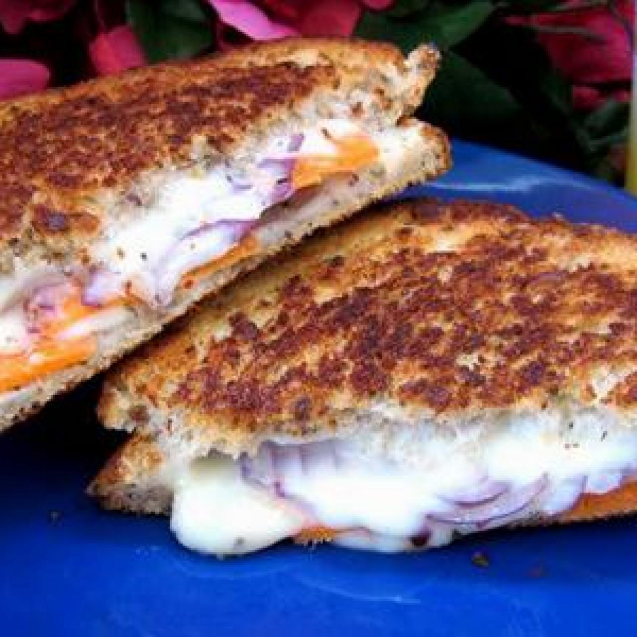 Easy Grilled Cheese - Craving Home Cooked