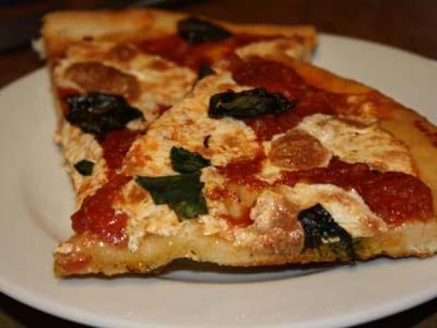 Easy Tomato-Basil Pizza