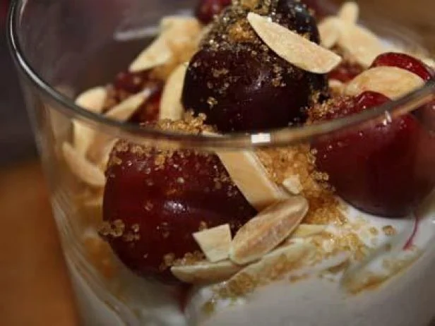 Dana's Greek Yogurt Parfait