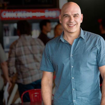 Michael Symon Net worth Wife Liz Shanahan 15 Facts you should know   Famous Chefs