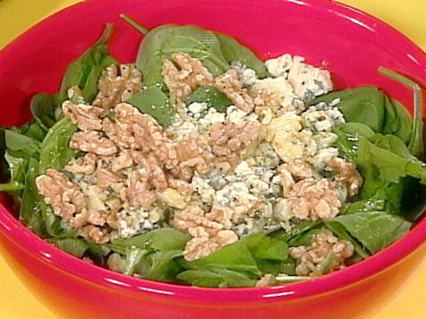 Blue Cheese and Walnut Salad with Maple Dressing