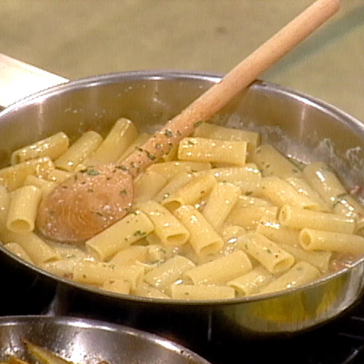 Making Pasta alla Carbonara in Hestan ProBond Cookware 