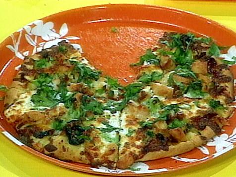 The Only Pizza You'll Ever Want Again: Chicken, Sun Dried Tomato, Broccoli, Ricotta, Mozzarella and Basil