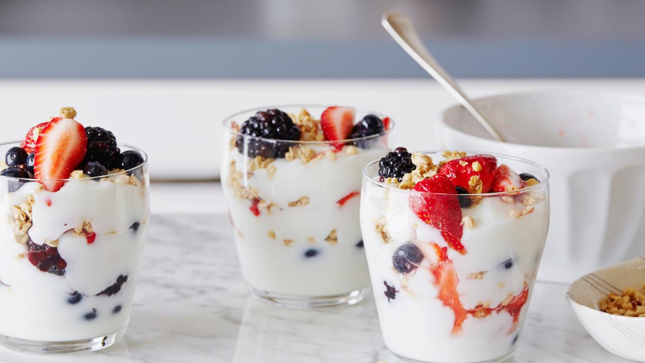 Parfait Recipe  Frosted Mixed Berry Shredded Wheat + Yogurt Fruit Cups