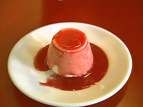 Semolina Pudding with Red Currant Sauce