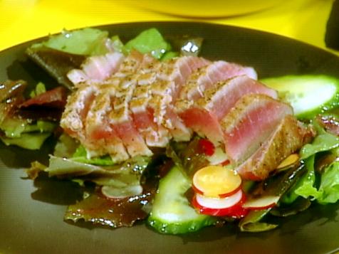 Seared Ahi Tuna and Salad of Mixed Greens with Wasabi Vinaigrette