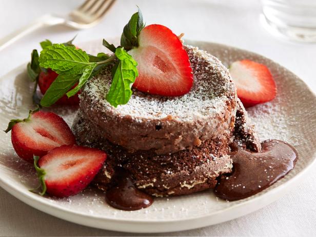 Warm Chocolate Cakes with Berries