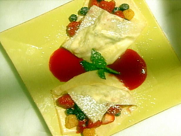 Berries and Cream Crepes image