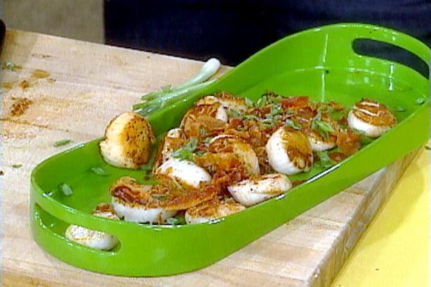 Scallops with Bacon and Scallions image