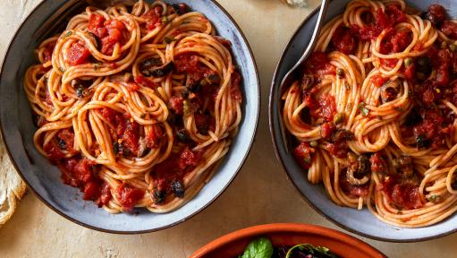 Pasta Puttanesca Recipe | Rachael Ray | Food Network