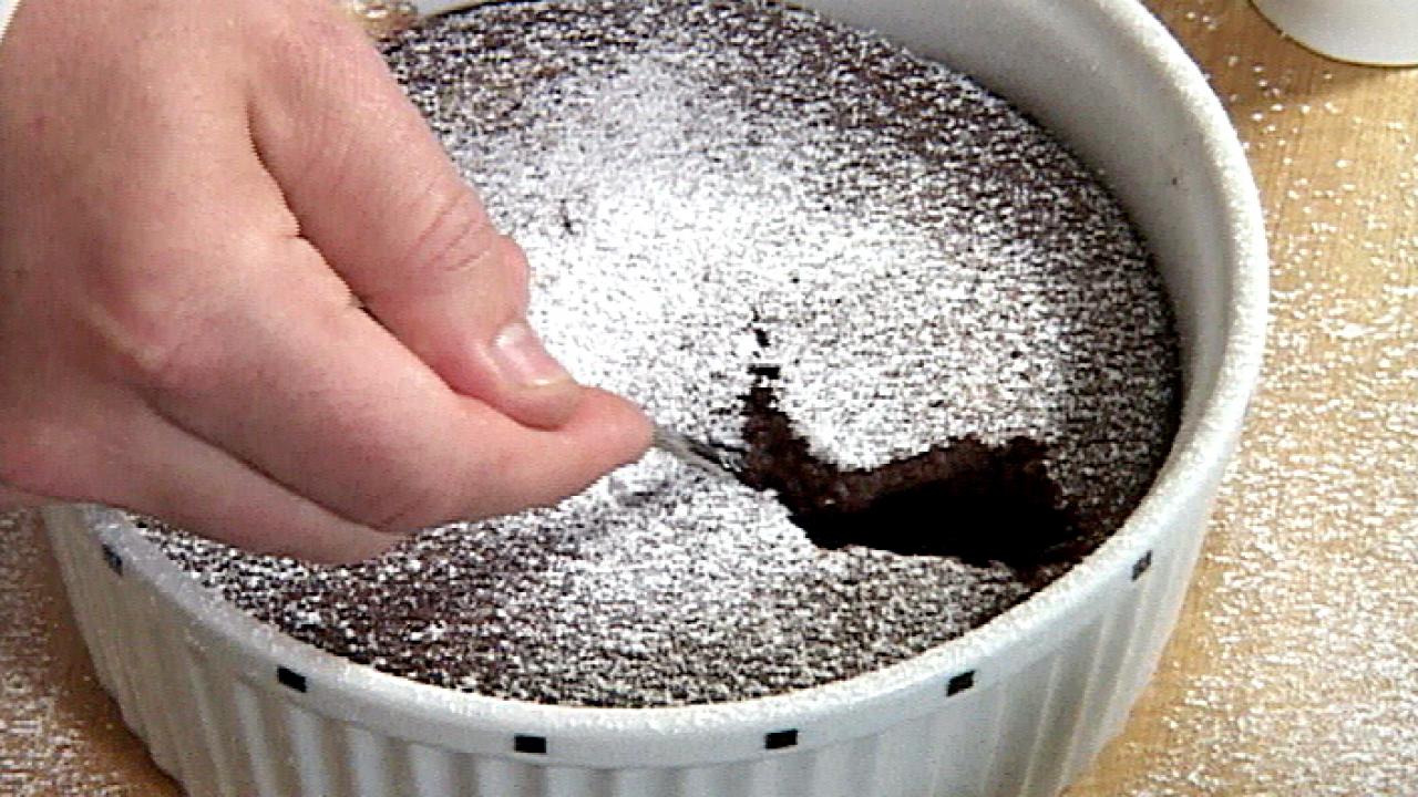 Chocolate and Date Pudding