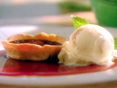 Fudge Tartlets with Peanut Butter Ice Cream and Cabernet Caramel