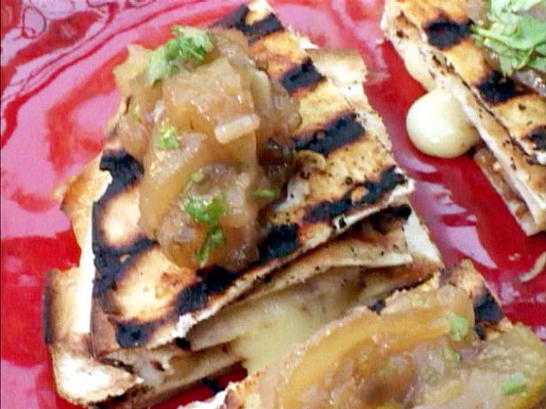 Camembert-Caramelized Onion Quesadilla with Apple Chutney image