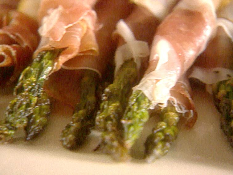 Roasted Asparagus Wrapped in Prosciutto Recipe Giada De Laurentiis