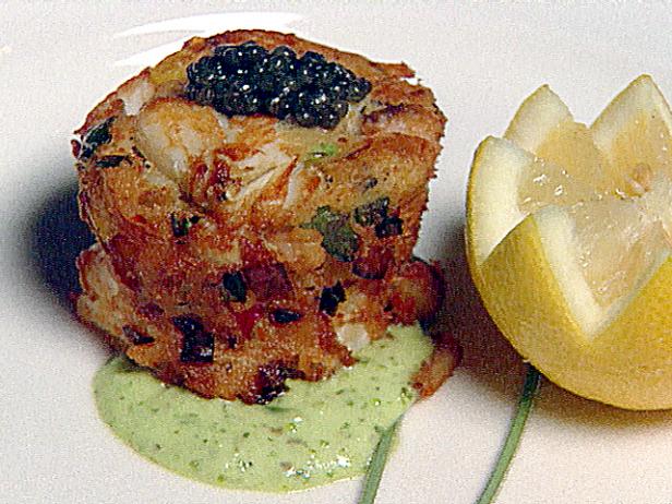 Lobster and Crab Cakes_image