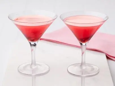 Chef Name: Bobby FlayFull Recipe Name: Pomegranate MartinisTalent Recipe: Bobby Flayâ  s Pomegranate Martinis, as seen on Boy Meets GrillFNK Recipe: Project: Foodnetwork.com, WINTER RECIPES/COCKTAILS/FNK VIDEOSShow Name: Boy Meets GrillFood Network / Cooking Channel: Food Network