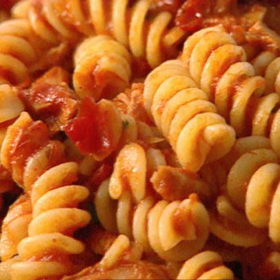 Fusilli with Tuna and Tomato Sauce Recipe | Giada De Laurentiis | Food  Network