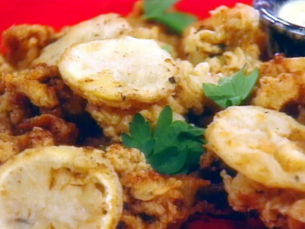 Fried Ipswich Clams with Fried Lemons image
