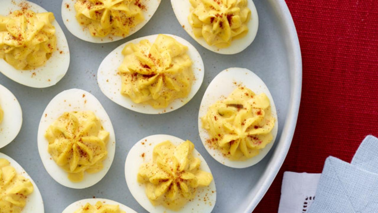 Sandra Lee Makes Creamy Deviled Eggs