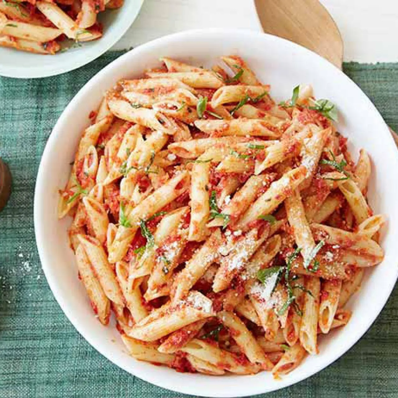 Penne with Sun-Dried Tomato Pesto