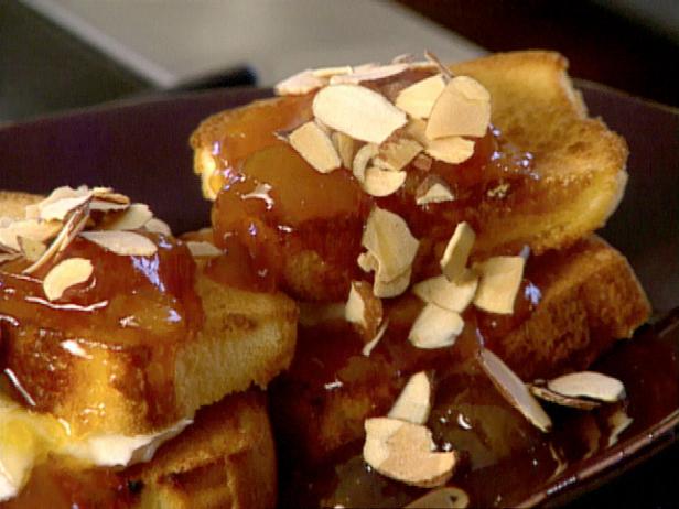 Toasted Pound Cake with Mascarpone and Amaretto