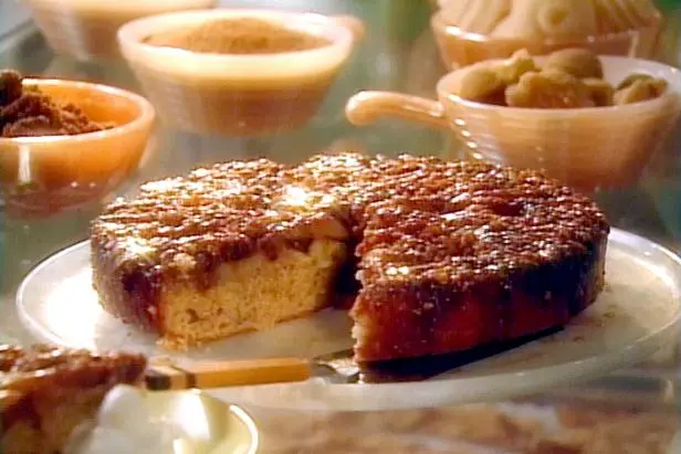 Upsidedown Hazelnut Banana Cake Recipe | Food Network