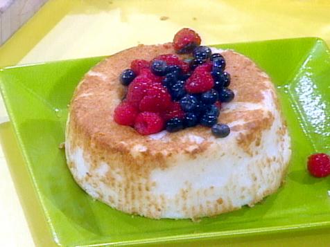 Angel Food Cake with Berries and Whipped Cream