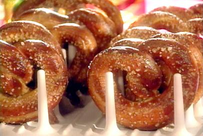 Baker's Sign Pretzels